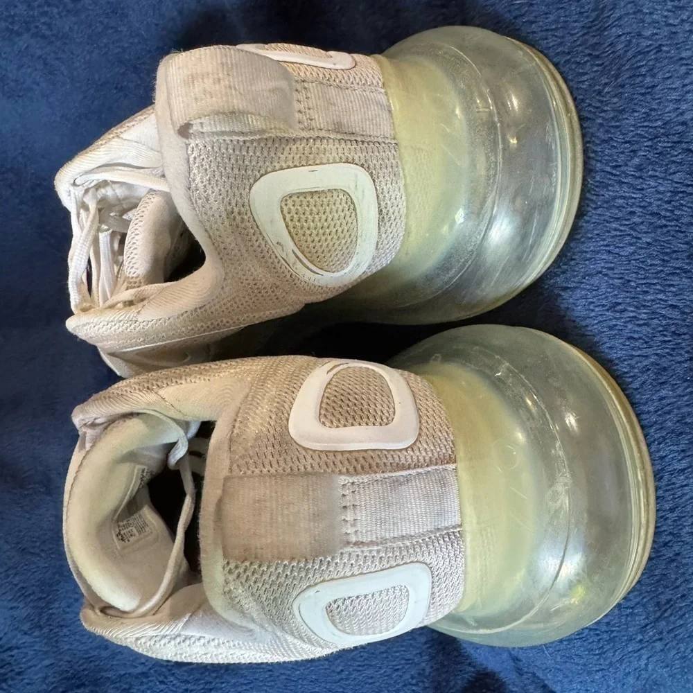 Nike Air Max 720 Woman Size 10 Man Size 8.5 Running Shoes Pure Platinum White - Picture 10 of 12